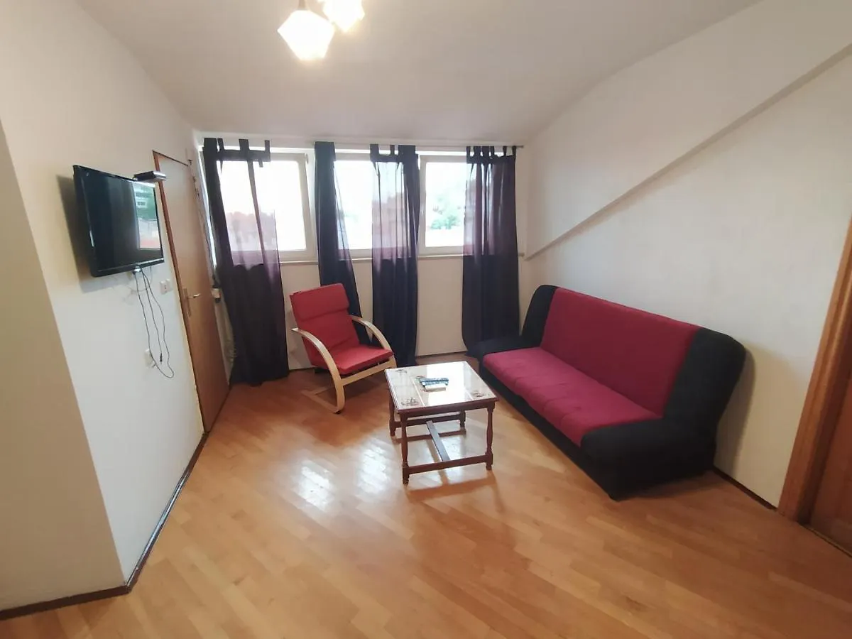 Dejan Apartment Pula